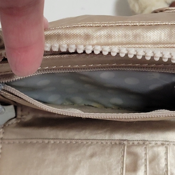 Kipling Pattie Metallic Wallet Wrislet. - Picture 9 of 10